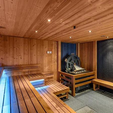 Vinifera Wine & 5 Stars Superior Hotel 5*