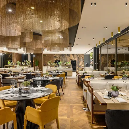 Vinifera Wine & 5 Stars Superior 5* 블로톤퓌레드