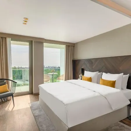 Vinifera Wine & 5 Stars Superior Hotel