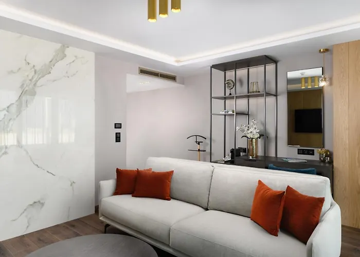 Vinifera Wine & 5 Stars Superior 5*