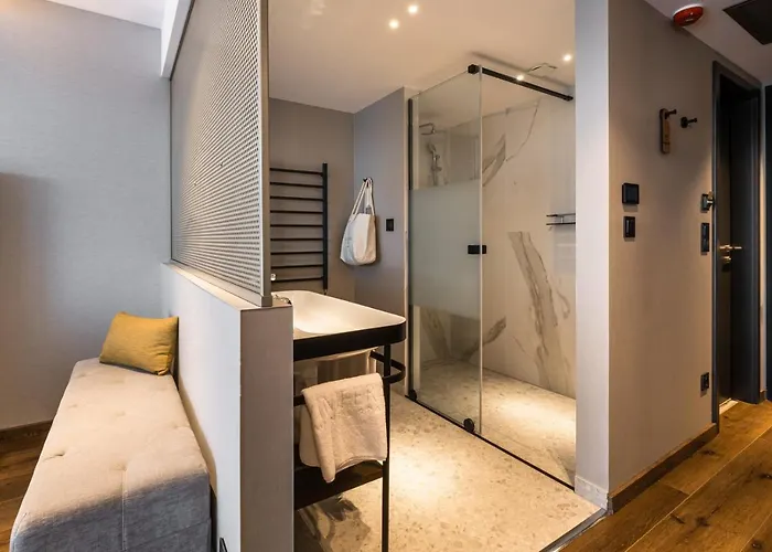 Hotel Vinifera Wine & 5 Stars Superior