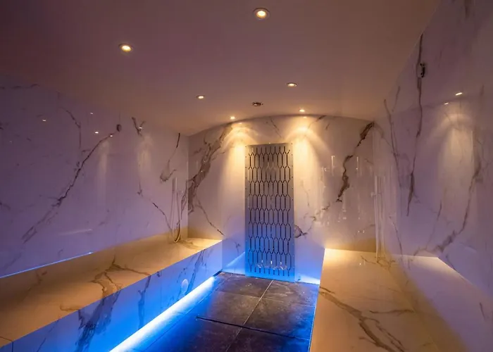 Vinifera Wine & 5 Stars Superior 5* バラトンフレド