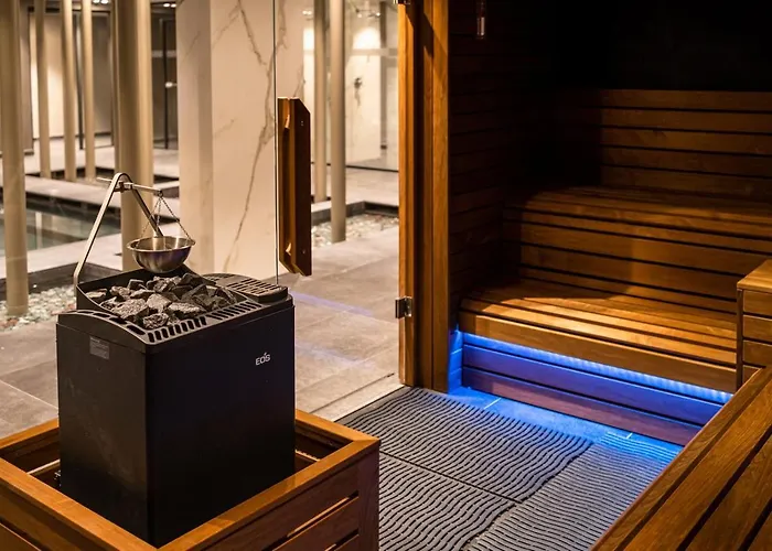 Vinifera Wine & 5 Stars Superior 5* بالاتونفوريد