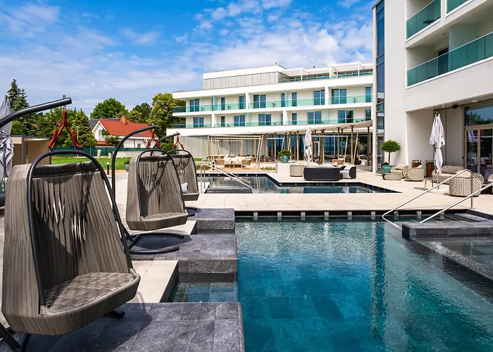 Vinifera Wine & 5 Stars Superior Balatonfüred