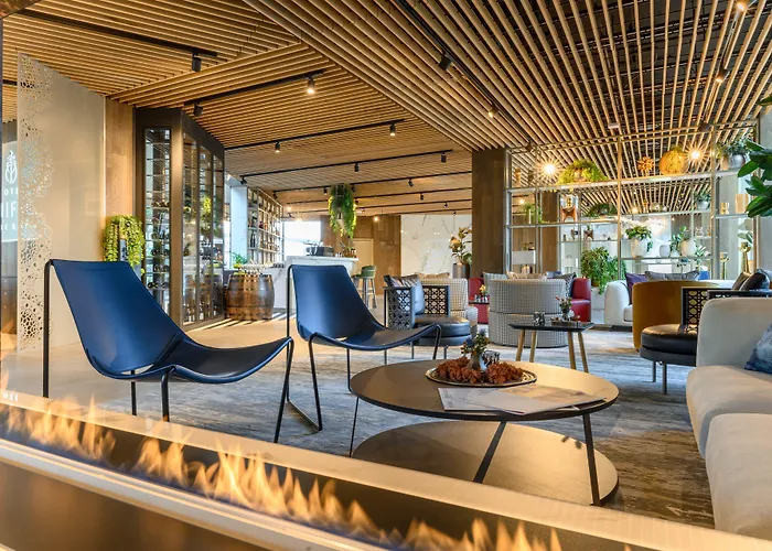 Vinifera Wine & 5 Stars Superior