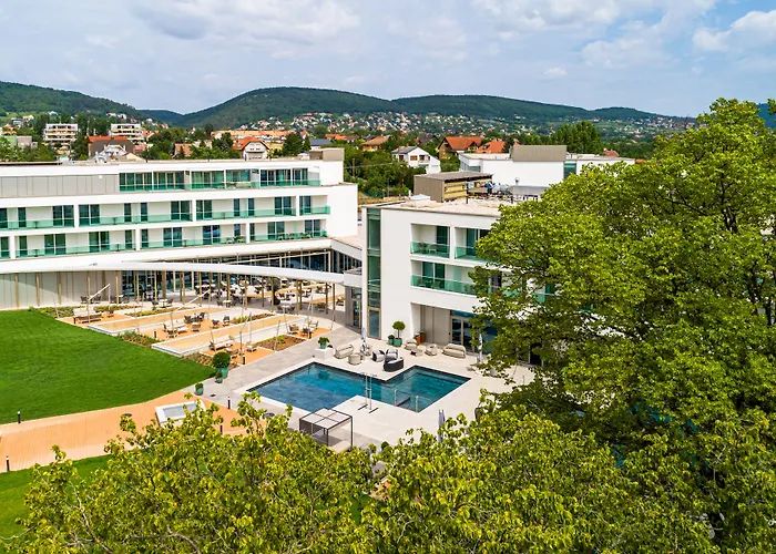 Vinifera Wine & 5 Stars Superior ホテル