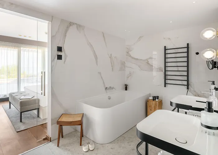 Vinifera Wine & 5 Stars Superior バラトンフレド